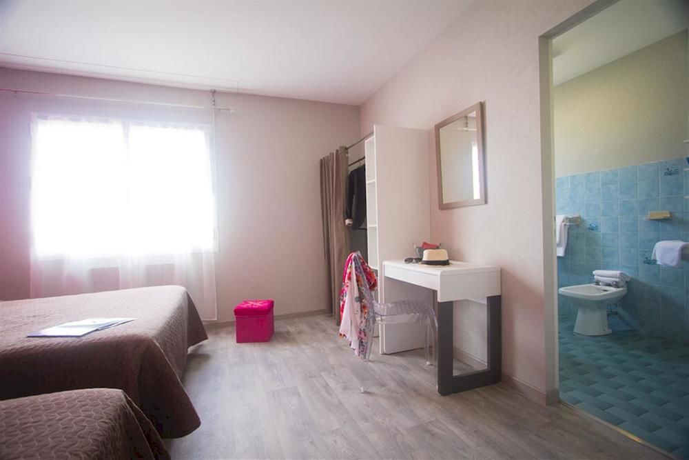 Hotel L'Embarcadere La Barre-de-Monts Zewnętrze zdjęcie
